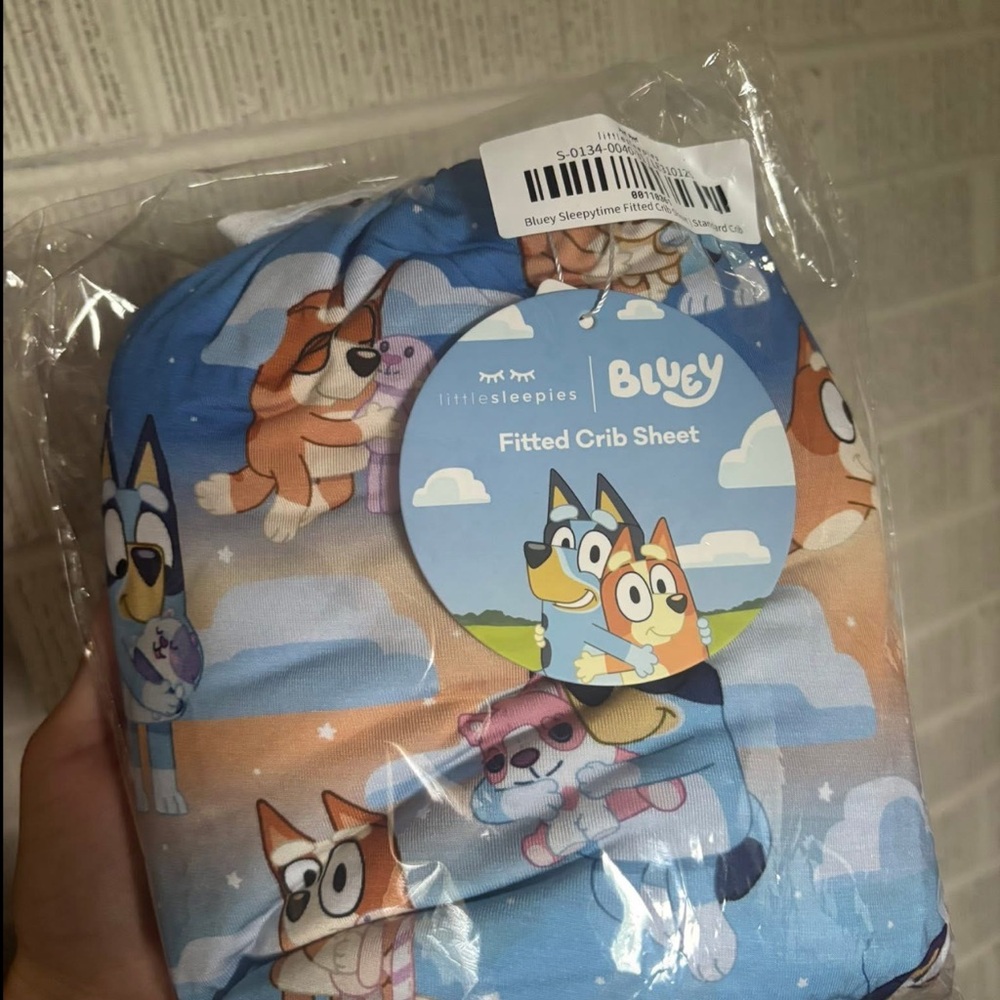 Bluey Fitted Crib Sheet